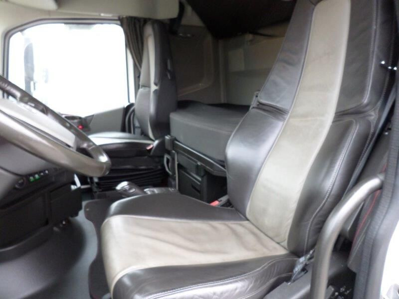 Tractor Volvo FH 540 6x2: foto 9
