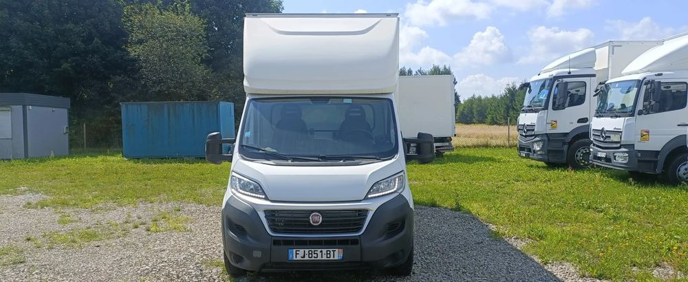 Fiat Ducato - Carrinha de contentor: foto 2 Fiat Ducato - Carrinha de contentor: foto 2