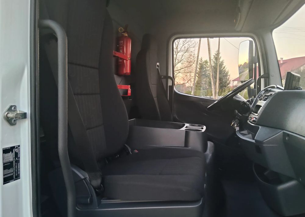 Camião furgão Mercedes-Benz Atego: foto 19