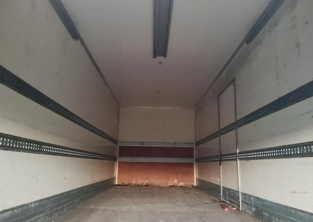 Camião furgão Mercedes-Benz Atego: foto 9