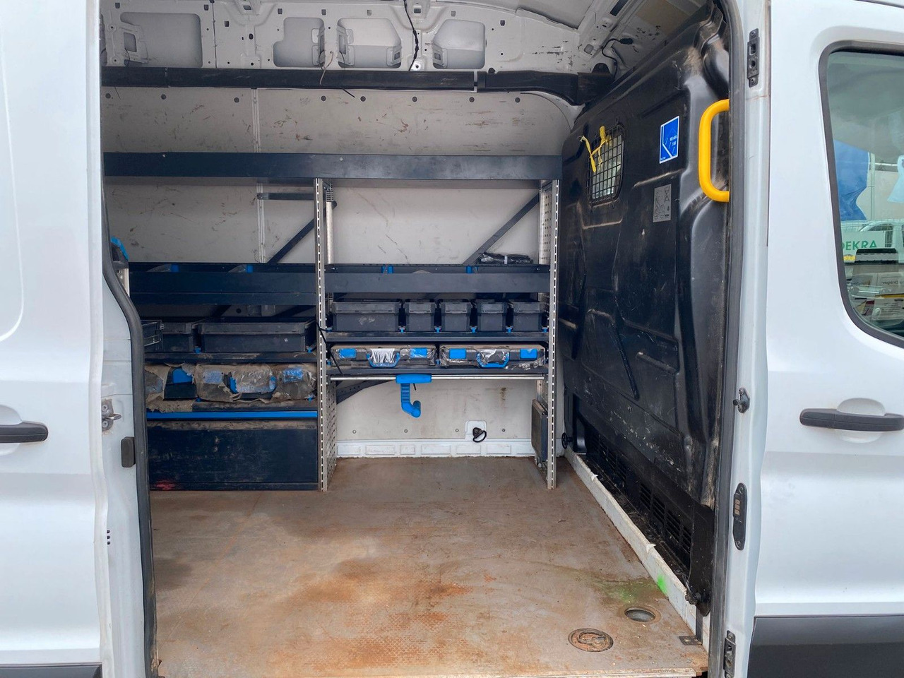 Ford Transit 350 L2 Trend Werkstattausbau - Furgão: foto 4 Ford Transit 350 L2 Trend Werkstattausbau - Furgão: foto 4