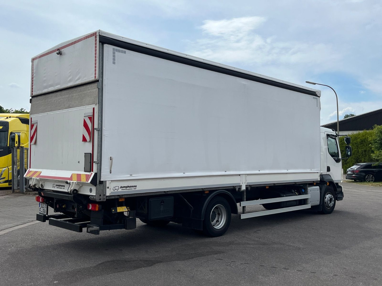 Volvo FL 14.245 Junghanns Schiebeplane LBW - Camião de lona: foto 5 Volvo FL 14.245 Junghanns Schiebeplane LBW - Camião de lona: foto 5