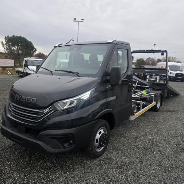 Iveco Daily 35C18 - Caminhão reboque: foto 1 Iveco Daily 35C18 - Caminhão reboque: foto 1