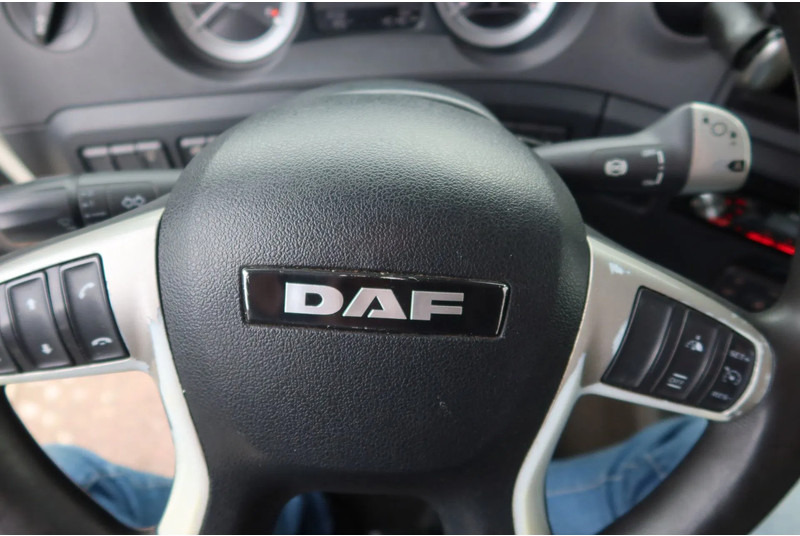 Camião furgão DAF CF 290 FA Bak+ klep Dhollandia 2000 kg: foto 9