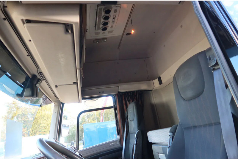 DAF CF 410 DAF CF 410 Black Edition Dhollandia klep 2.000 kg - Camião furgão: foto 5 DAF CF 410 DAF CF 410 Black Edition Dhollandia klep 2.000 kg - Camião furgão: foto 5