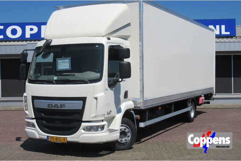 DAF LF 250 250 bak + klep + schuifzeil E6 - Camião de lona: foto 1 DAF LF 250 250 bak + klep + schuifzeil E6 - Camião de lona: foto 1