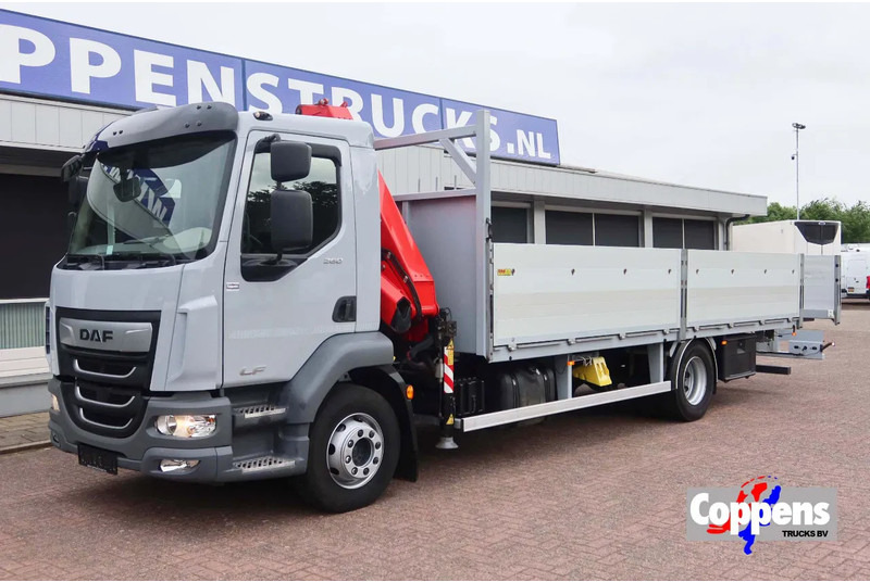 DAF LF 260 Openwagen+ Kraan Fassi F85 B023+ Radio controle - Camião grua: foto 2 DAF LF 260 Openwagen+ Kraan Fassi F85 B023+ Radio controle - Camião grua: foto 2