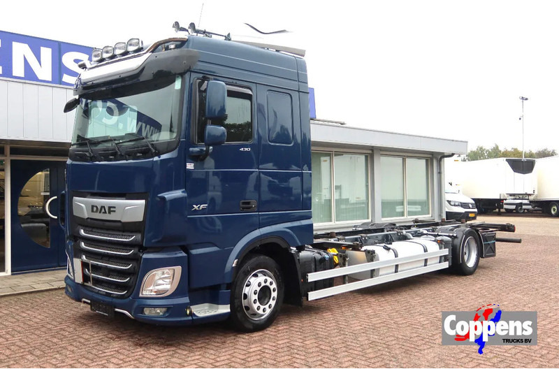 DAF XF 430 430 FA 4x2 BDF/Chassiscabine Wisselbare opbouw - Camião chassi: foto 1 DAF XF 430 430 FA 4x2 BDF/Chassiscabine Wisselbare opbouw - Camião chassi: foto 1