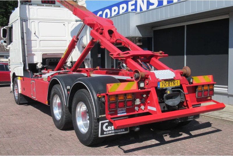 DAF XF 510 Fat 6x4 Euro 6 - Camião polibenne: foto 3 DAF XF 510 Fat 6x4 Euro 6 - Camião polibenne: foto 3