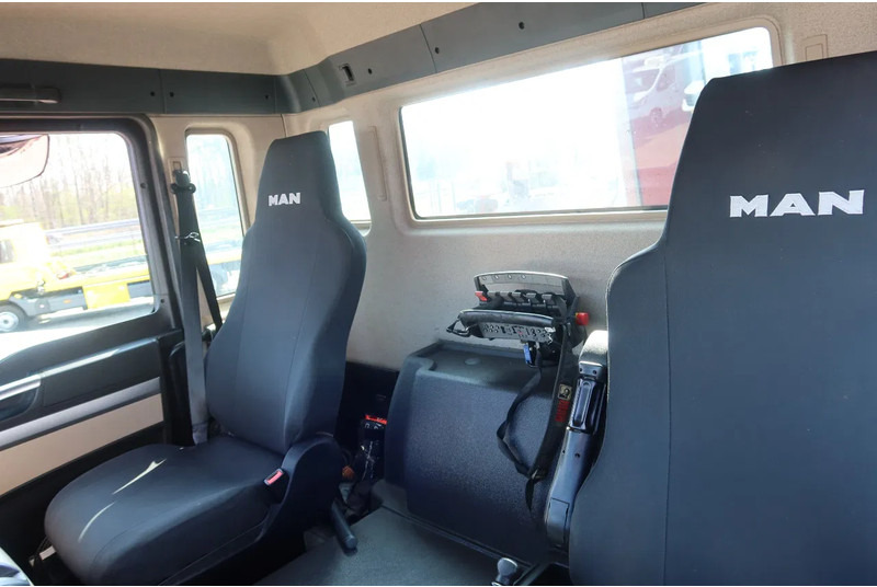 MAN TGS 35.360 8x2 Euro 6 Oprijwagen + Hiab 228 E 3 kraan. - Camião de caixa aberta/ Plataforma, Camião grua: foto 5 MAN TGS 35.360 8x2 Euro 6 Oprijwagen + Hiab 228 E 3 kraan. - Camião de caixa aberta/ Plataforma, Camião grua: foto 5