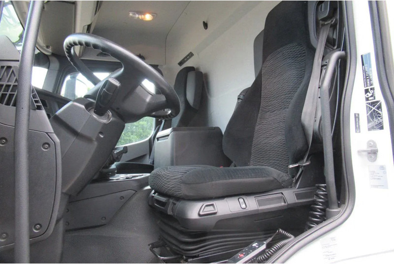 Mercedes-Benz Actros 1832 1832 LL 4x2 - Camião furgão: foto 5 Mercedes-Benz Actros 1832 1832 LL 4x2 - Camião furgão: foto 5