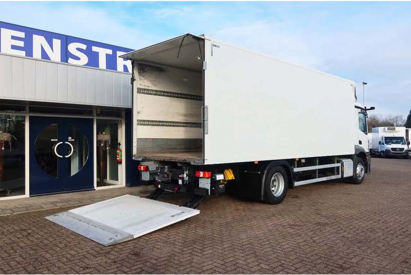 Mercedes-Benz Actros 1840 L Bkawagen+ BAR klep 2.000kg met Gesioleerde bak - Camião furgão: foto 4 Mercedes-Benz Actros 1840 L Bkawagen+ BAR klep 2.000kg met Gesioleerde bak - Camião furgão: foto 4