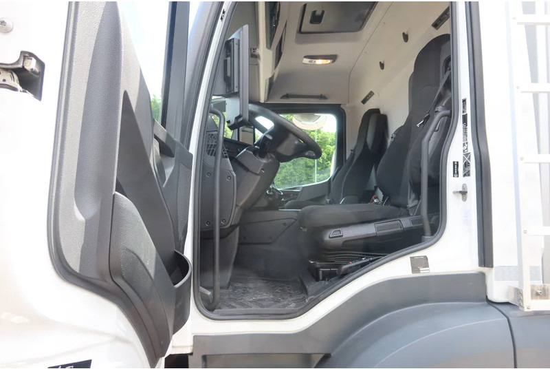 Mercedes-Benz Actros 2530 L Koel/Vries + Laadklep DHollandia 2500kg 5 STUK IN VOORRAAD! - Camião frigorífico: foto 5 Mercedes-Benz Actros 2530 L Koel/Vries + Laadklep DHollandia 2500kg 5 STUK IN VOORRAAD! - Camião frigorífico: foto 5