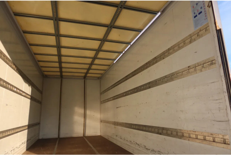 Mercedes-Benz Atego 818 L bak + klep grijs metallic € 14.650.- euro netto - Camião furgão: foto 4 Mercedes-Benz Atego 818 L bak + klep grijs metallic € 14.650.- euro netto - Camião furgão: foto 4