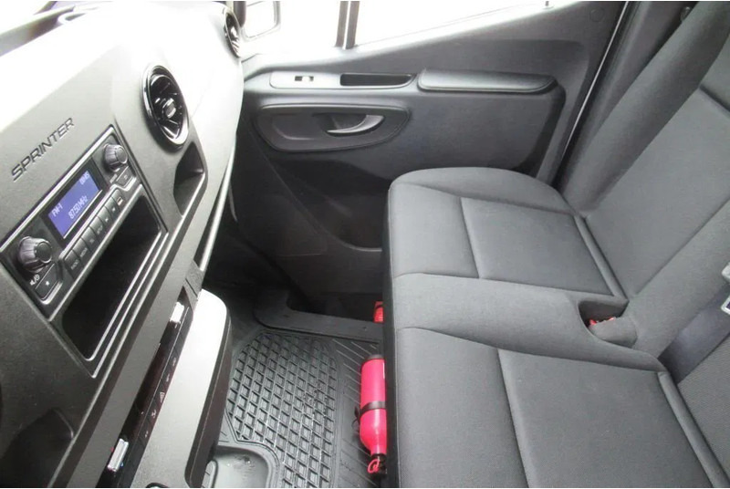 Mercedes-Benz Sprinter 314 CDI Koel/Vries/ verwarmen 220 volt nachtaansluiting - Carrinha frigorífica: foto 5 Mercedes-Benz Sprinter 314 CDI Koel/Vries/ verwarmen 220 volt nachtaansluiting - Carrinha frigorífica: foto 5