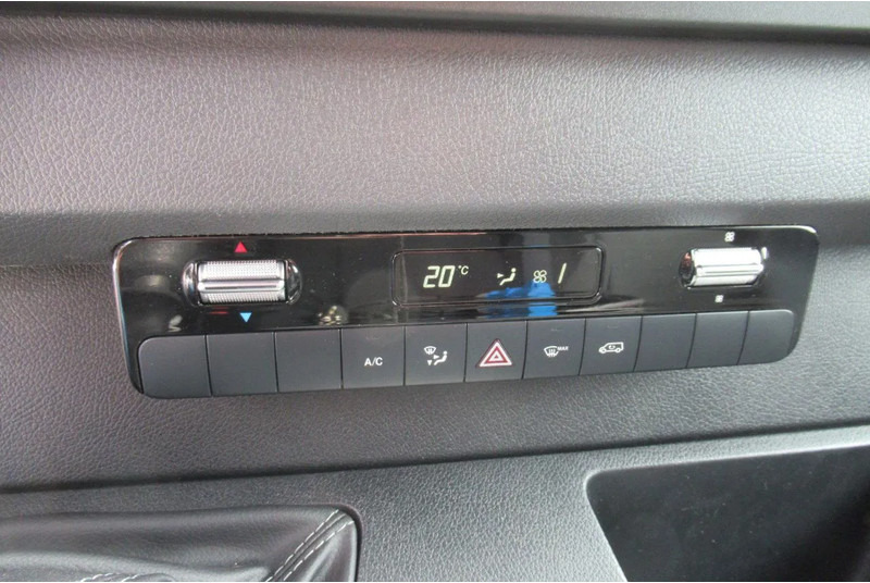 Carrinha frigorífica Mercedes-Benz Sprinter 317 CDI Koel / Vries/ verwarmen Carrier Xarios 350 + 220 volt nacht stekkerL2/H2: foto 10