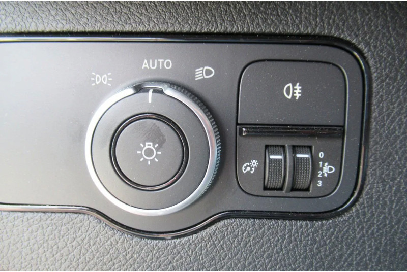 Carrinha frigorífica Mercedes-Benz Sprinter 317 CDI Koel / Vries/ verwarmen Carrier Xarios 350 + 220 volt nacht stekkerL2/H2: foto 11