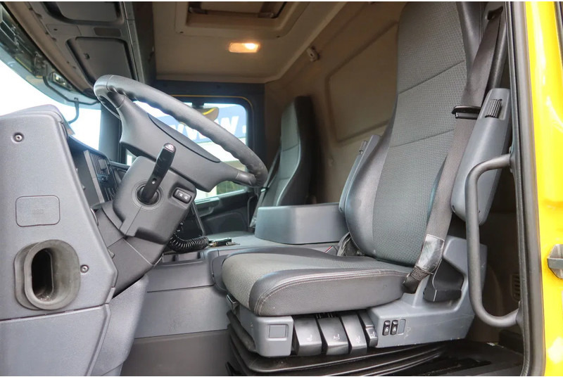 Scania P250 Bak+Klep E6 Dhollandia 1500 kg - Camião furgão: foto 5 Scania P250 Bak+Klep E6 Dhollandia 1500 kg - Camião furgão: foto 5