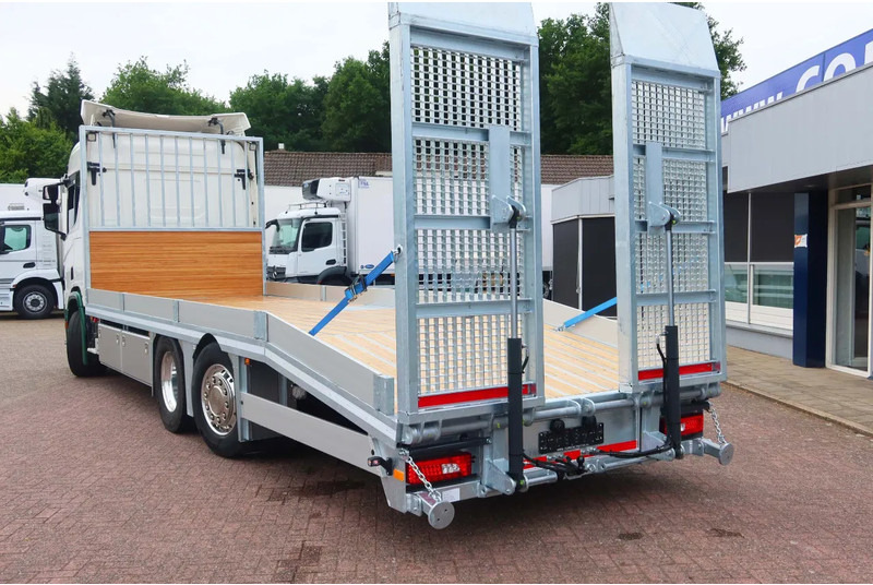 Scania R500 NGS Oprijwagen 6x2 E6 Nieuwe Laadbak met Hydraulische rijpaten - Camião transporte de veículos: foto 3 Scania R500 NGS Oprijwagen 6x2 E6 Nieuwe Laadbak met Hydraulische rijpaten - Camião transporte de veículos: foto 3