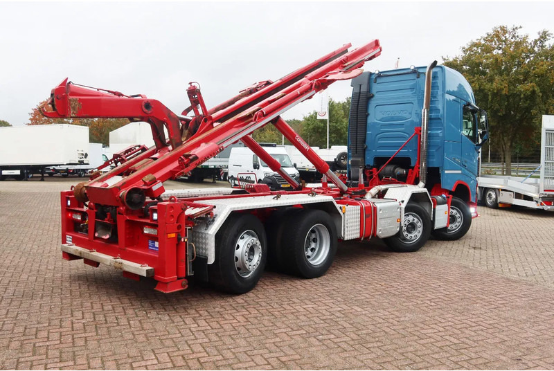 Volvo FH 460 Hooklift 8x2 Haakarm. 3x Steering axle - Camião com sistema de cabo: foto 3 Volvo FH 460 Hooklift 8x2 Haakarm. 3x Steering axle - Camião com sistema de cabo: foto 3