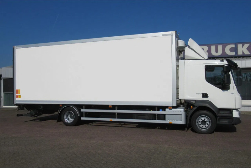 Volvo FL 250 Bakwagen + 6 deuren + Laadklep 2000 kg - Camião furgão: foto 2 Volvo FL 250 Bakwagen + 6 deuren + Laadklep 2000 kg - Camião furgão: foto 2