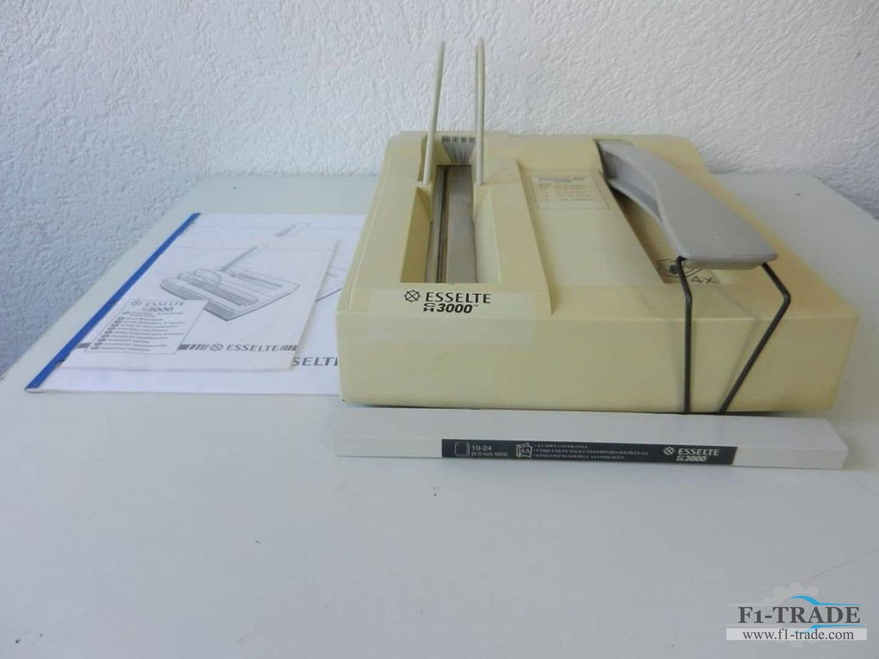 Esselte 3000 - Encadernadora: foto 1 Esselte 3000 - Encadernadora: foto 1