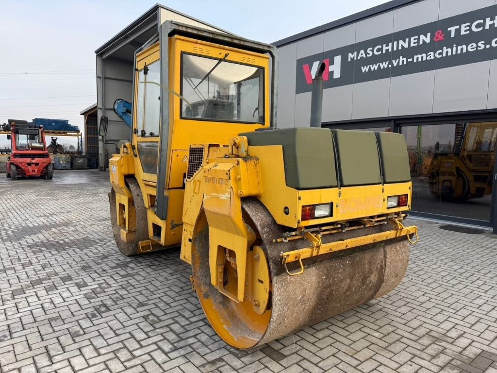Bomag BW 151 AD-2 - Compactador de asfalto: foto 3 Bomag BW 151 AD-2 - Compactador de asfalto: foto 3