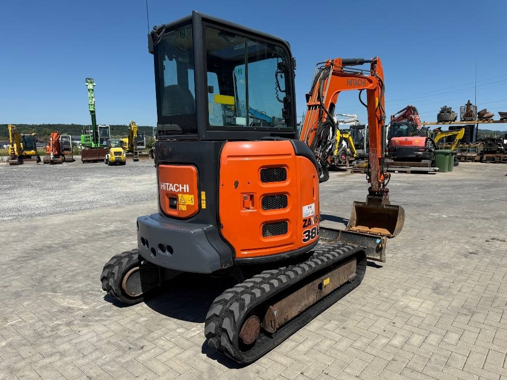 Hitachi ZX 38 U-5 A - Mini escavadeira: foto 5 Hitachi ZX 38 U-5 A - Mini escavadeira: foto 5