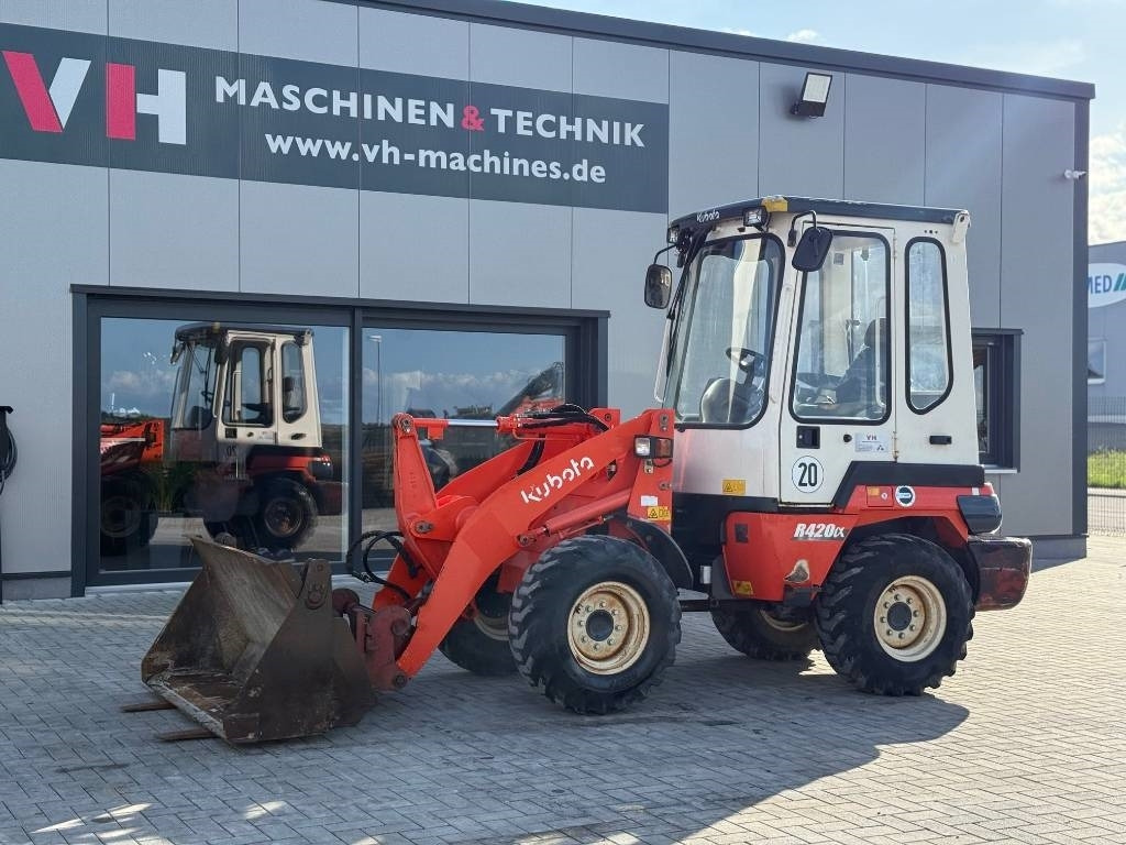 Kubota R 420 - Pá carregadora de rodas: foto 2 Kubota R 420 - Pá carregadora de rodas: foto 2