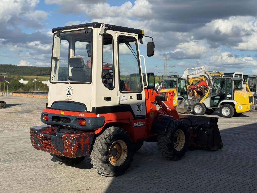 Kubota R 420 - Pá carregadora de rodas: foto 5 Kubota R 420 - Pá carregadora de rodas: foto 5