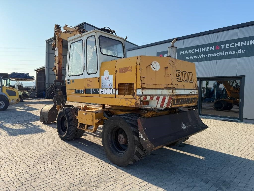 Liebherr A 900 C - Escavadeira de rodas: foto 2 Liebherr A 900 C - Escavadeira de rodas: foto 2