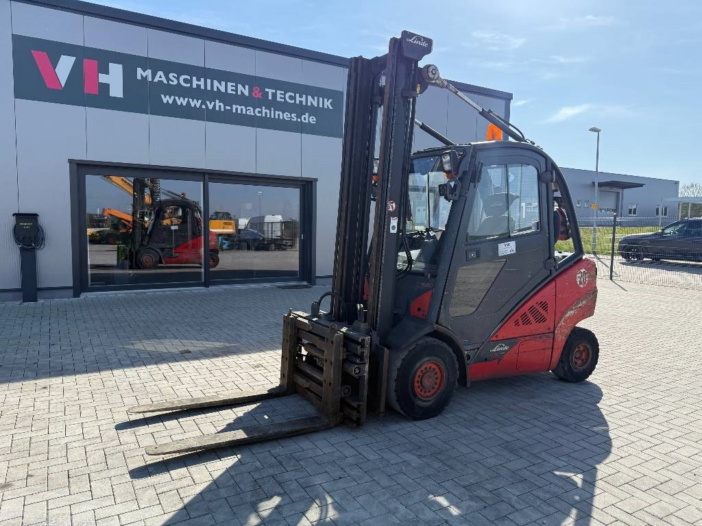 Linde H 30 D - Empilhadeira a diesel: foto 2 Linde H 30 D - Empilhadeira a diesel: foto 2