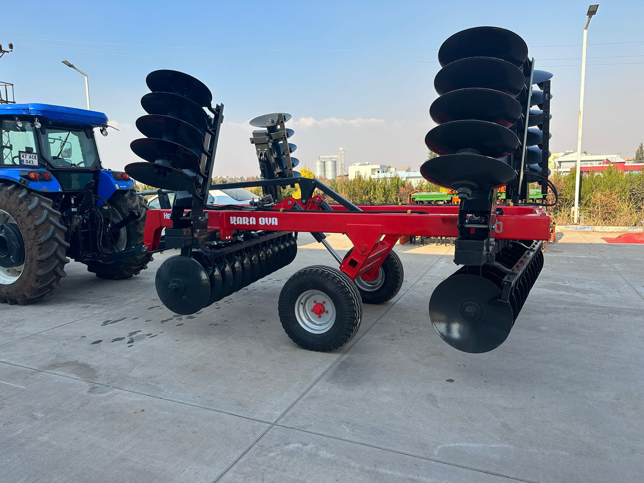 SOIL MASTER FOLDABLE TYPE GOBLE DISC HARROW - Grades de discos: foto 2 SOIL MASTER FOLDABLE TYPE GOBLE DISC HARROW - Grades de discos: foto 2