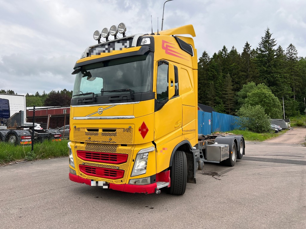 Camião chassi Volvo FH500 6x2 Euro 5: foto 1