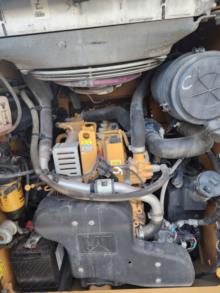 CAT 279D3 ALTO CAUDAL - Mini pá carregadora: foto 4 CAT 279D3 ALTO CAUDAL - Mini pá carregadora: foto 4