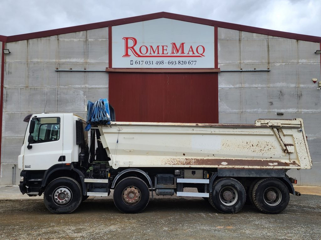 DAF 85.410 8×4 - Camião basculante: foto 1 DAF 85.410 8×4 - Camião basculante: foto 1
