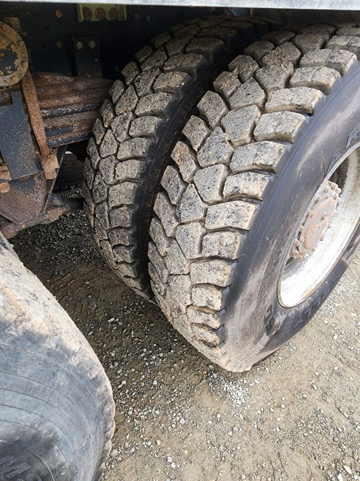 DAF 85.410 8×4 - Camião basculante: foto 5 DAF 85.410 8×4 - Camião basculante: foto 5