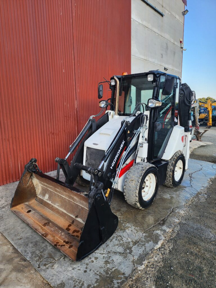 HIDROMEK HMK62SS - Retroescavadeira: foto 2 HIDROMEK HMK62SS - Retroescavadeira: foto 2