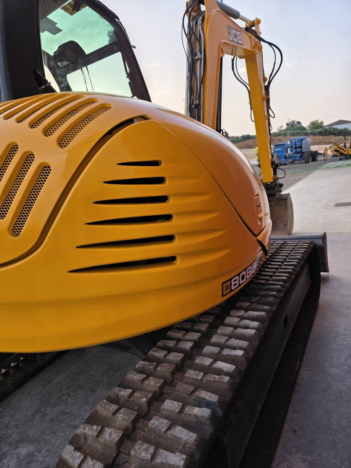 JCB 8085ZTS - Mini escavadeira: foto 4 JCB 8085ZTS - Mini escavadeira: foto 4