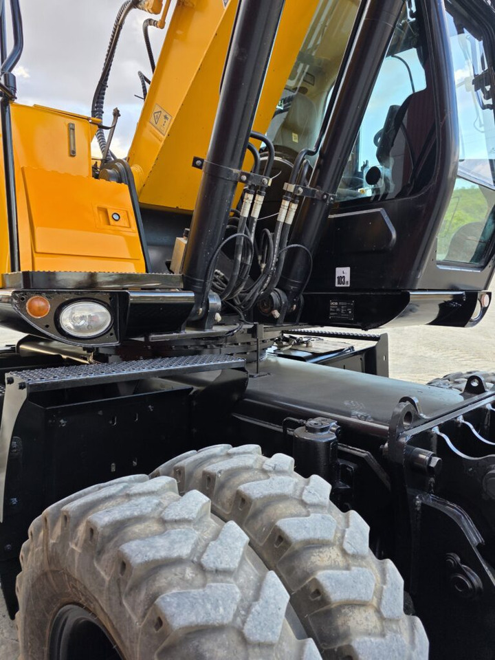 JCB JS200WT4 - Escavadeira de rodas: foto 5 JCB JS200WT4 - Escavadeira de rodas: foto 5