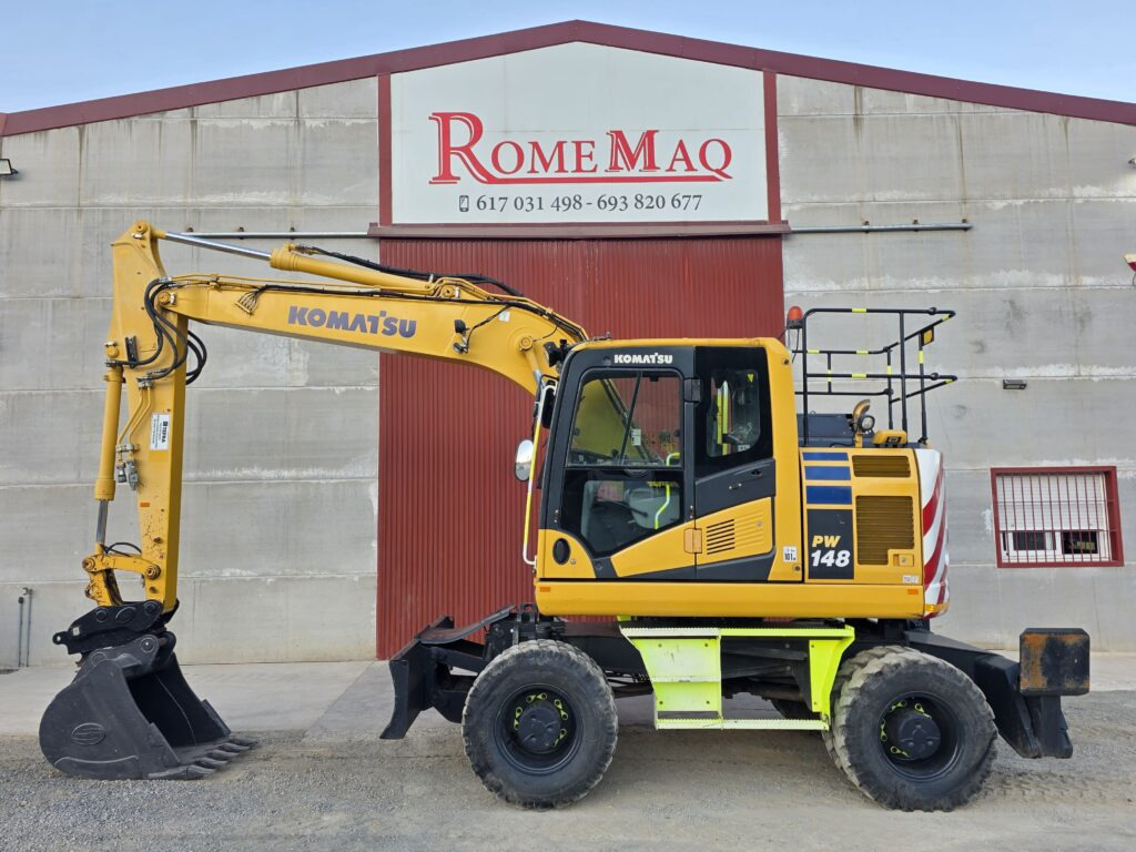 KOMATSU PW148-11 - Escavadeira de rodas: foto 1 KOMATSU PW148-11 - Escavadeira de rodas: foto 1