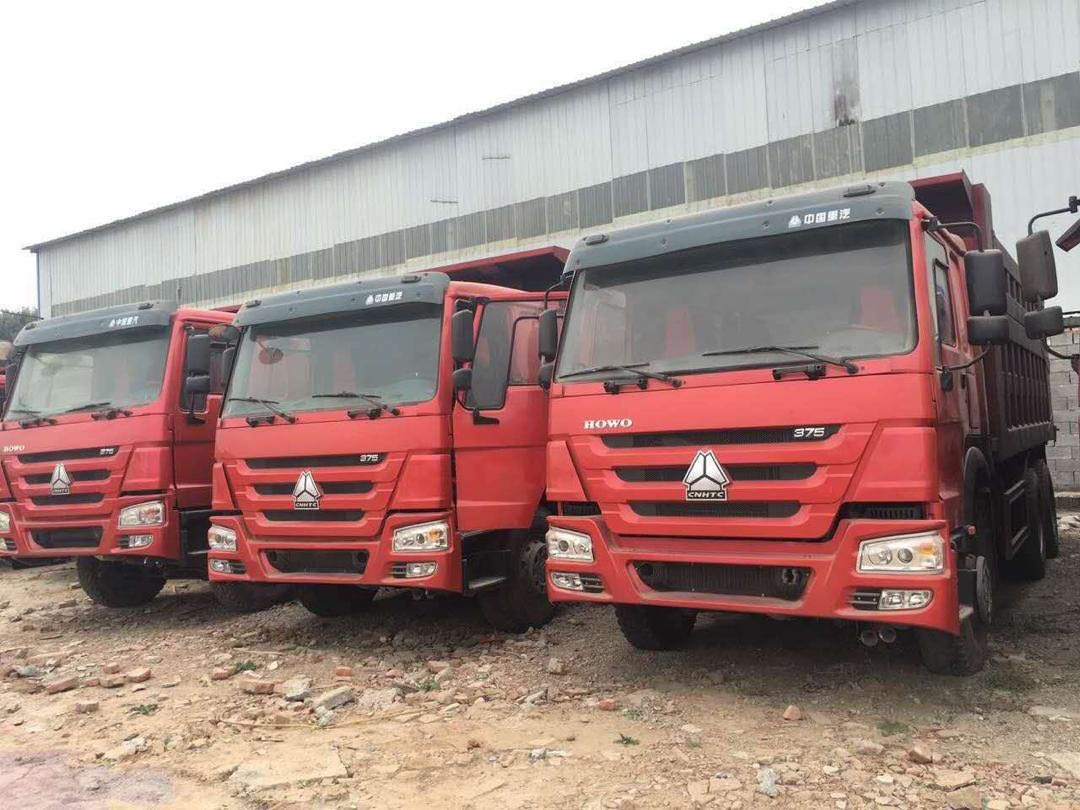 Howo 6X4 SINOTRUCK DUMP TRUCK 371HP - Camião basculante: foto 1 Howo 6X4 SINOTRUCK DUMP TRUCK 371HP - Camião basculante: foto 1