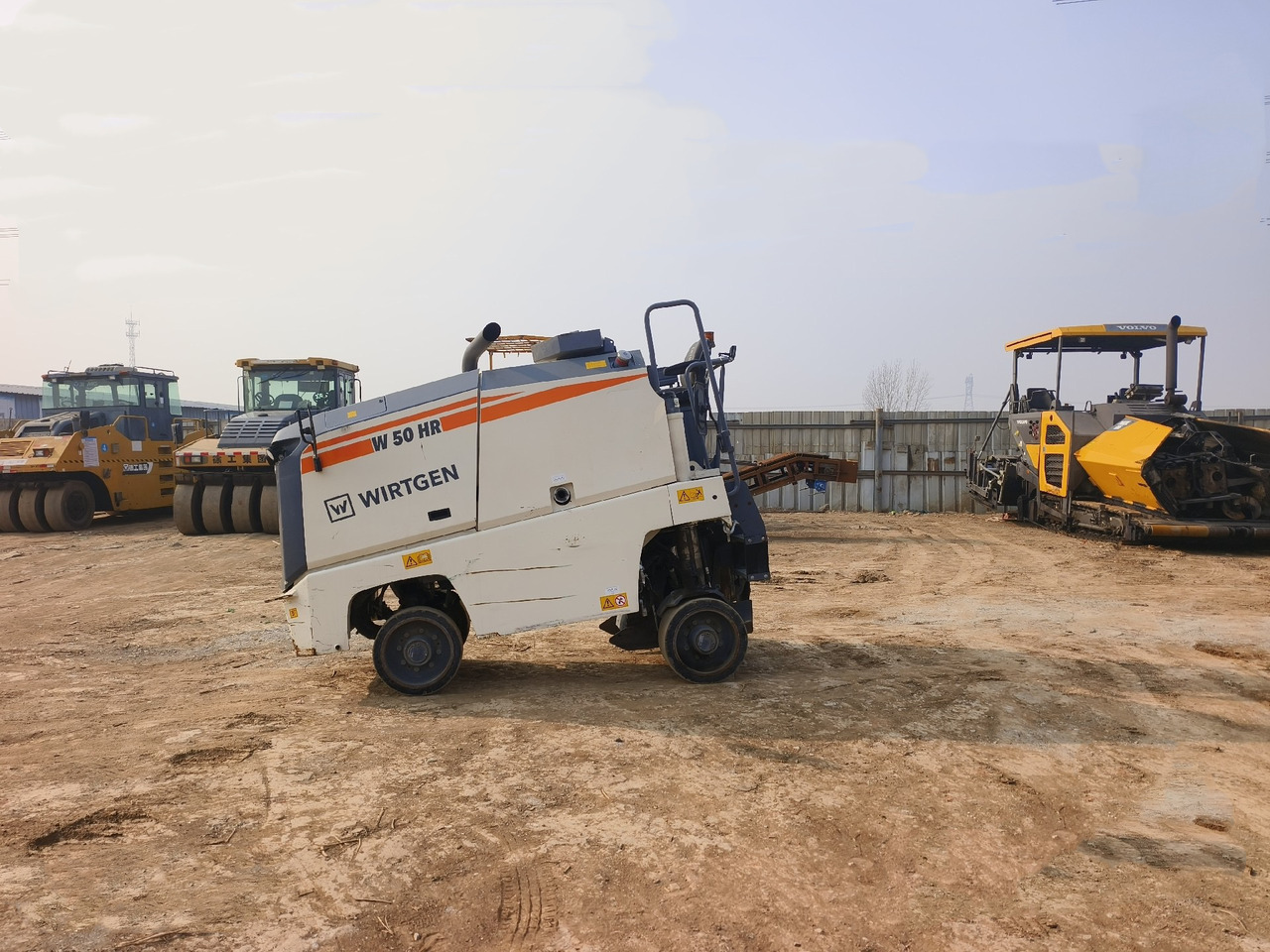 WIRTGEN W50HR miling machine - Aplainadora (Fresadora): foto 3 WIRTGEN W50HR miling machine - Aplainadora (Fresadora): foto 3