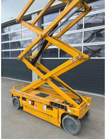 Haulotte Compact 8 - Scherenarbeitsbühne 8,2m, BJ 2014 - Plataforma de Tijera/ Plataforma de tesoura: foto 3 Haulotte Compact 8 - Scherenarbeitsbühne 8,2m, BJ 2014 - Plataforma de Tijera/ Plataforma de tesoura: foto 3