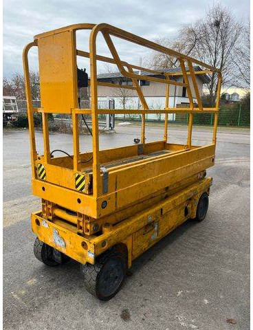 Haulotte Compact 8 - Scherenarbeitsbühne 8,2m, BJ 2021 - Plataforma de Tijera/ Plataforma de tesoura: foto 4 Haulotte Compact 8 - Scherenarbeitsbühne 8,2m, BJ 2021 - Plataforma de Tijera/ Plataforma de tesoura: foto 4