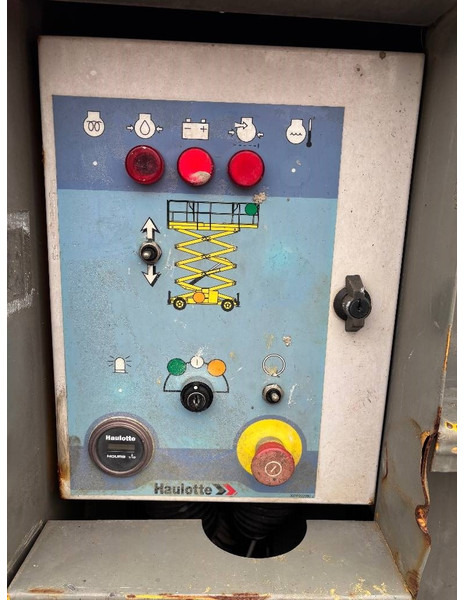 Haulotte H 15 SX - 15m Diesel Scherenarbeitsbühne - Plataforma de Tijera/ Plataforma de tesoura: foto 5 Haulotte H 15 SX - 15m Diesel Scherenarbeitsbühne - Plataforma de Tijera/ Plataforma de tesoura: foto 5