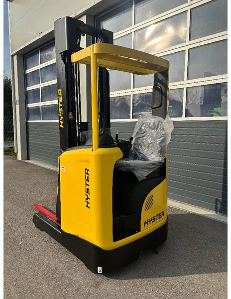 Hyster R 1.2 E Schubmaststapler, 1200kg - Empilhador retráctil: foto 3 Hyster R 1.2 E Schubmaststapler, 1200kg - Empilhador retráctil: foto 3