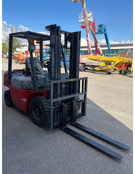 Plus Power Dieselstapler 2500kg, 3000mm - Empilhadeira a diesel: foto 5 Plus Power Dieselstapler 2500kg, 3000mm - Empilhadeira a diesel: foto 5