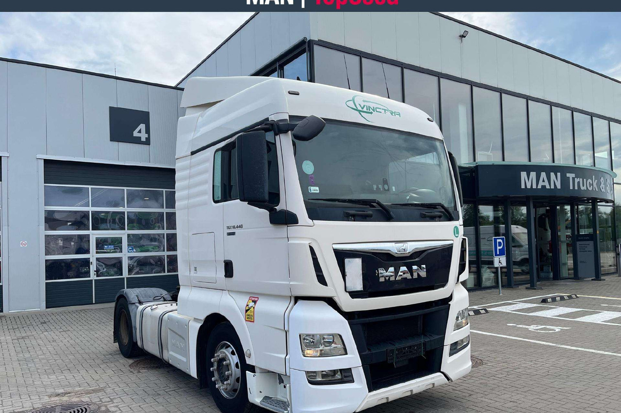 MAN TGX 18.440 XLX Cab Retarder (8815) - Tractor: foto 2 MAN TGX 18.440 XLX Cab Retarder (8815) - Tractor: foto 2