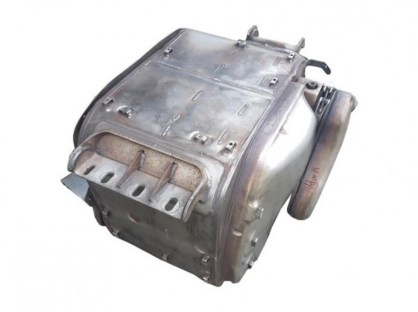 Katalysator SCR Euro 6 VOLVO FL / RENAULT Serie D - 21750081 23171811 85022437 21750067 21750074 7421750067 7421750074 23173965 - Conversor catalítico por Camião: foto 2 Katalysator SCR Euro 6 VOLVO FL / RENAULT Serie D - 21750081 23171811 85022437 21750067 21750074 7421750067 7421750074 23173965 - Conversor catalítico por Camião: foto 2
